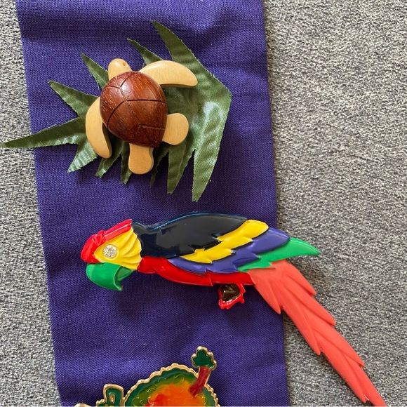 Lot of vintage ‘80s and ‘90s brooches - Picture 3 of 6